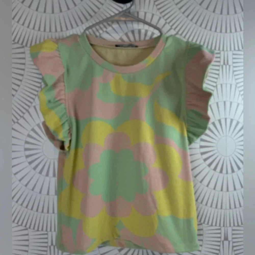 ZARA Women’s Ruffled Jacquard Top‎ Small Ruffled Sleeves